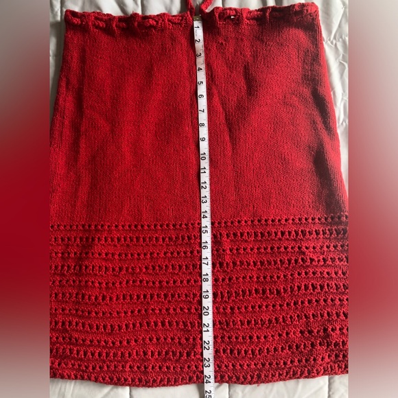Womens Red Skirt, Hand Knit, Size 10-12, Classic Flair Eyelet Detail - Picture 8 of 12